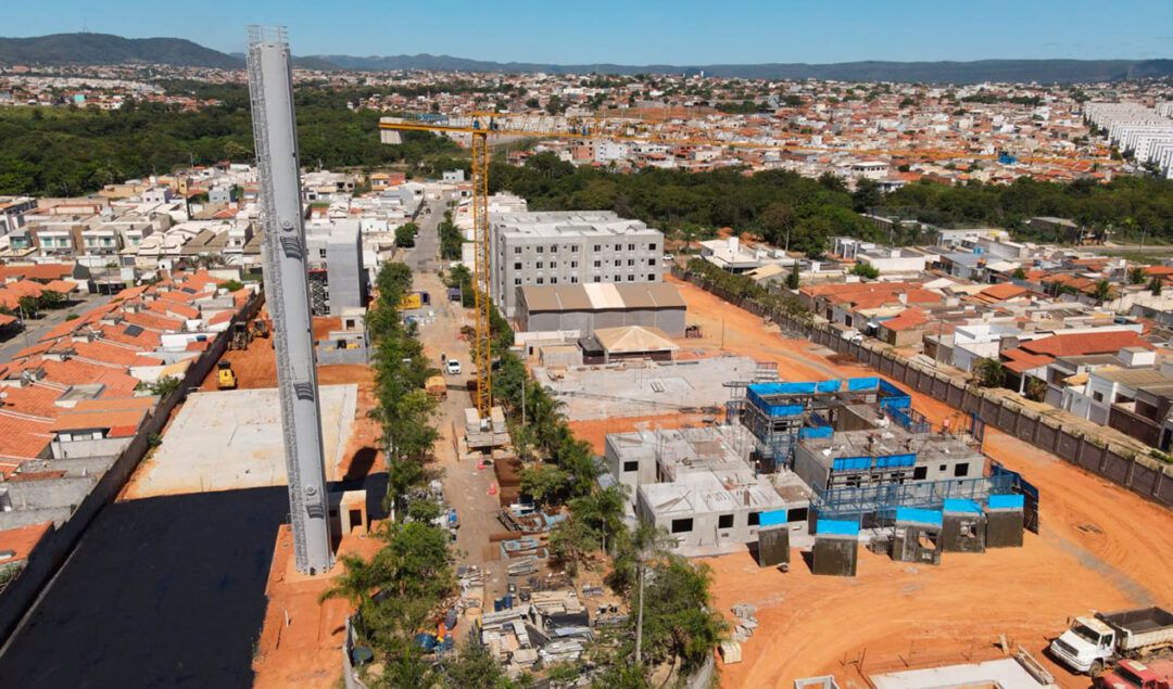 Abril 2025